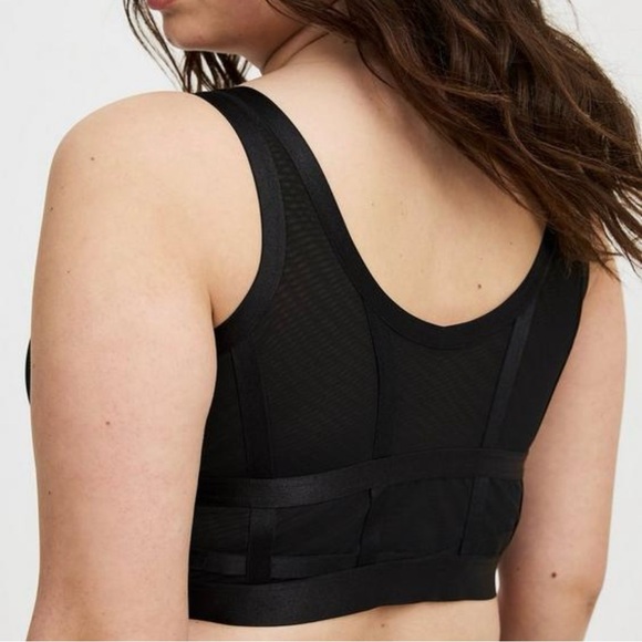 NWT TORRID BLACK MESH REGENCY PUNK BUSTIER CORSET CROP TOP GOTH WHIMSIGOTH - Picture 4 of 10